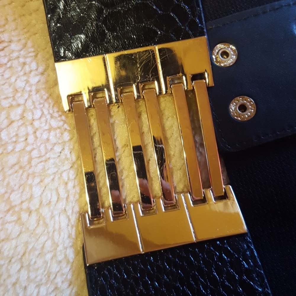 Belt - Picture 5 of 7